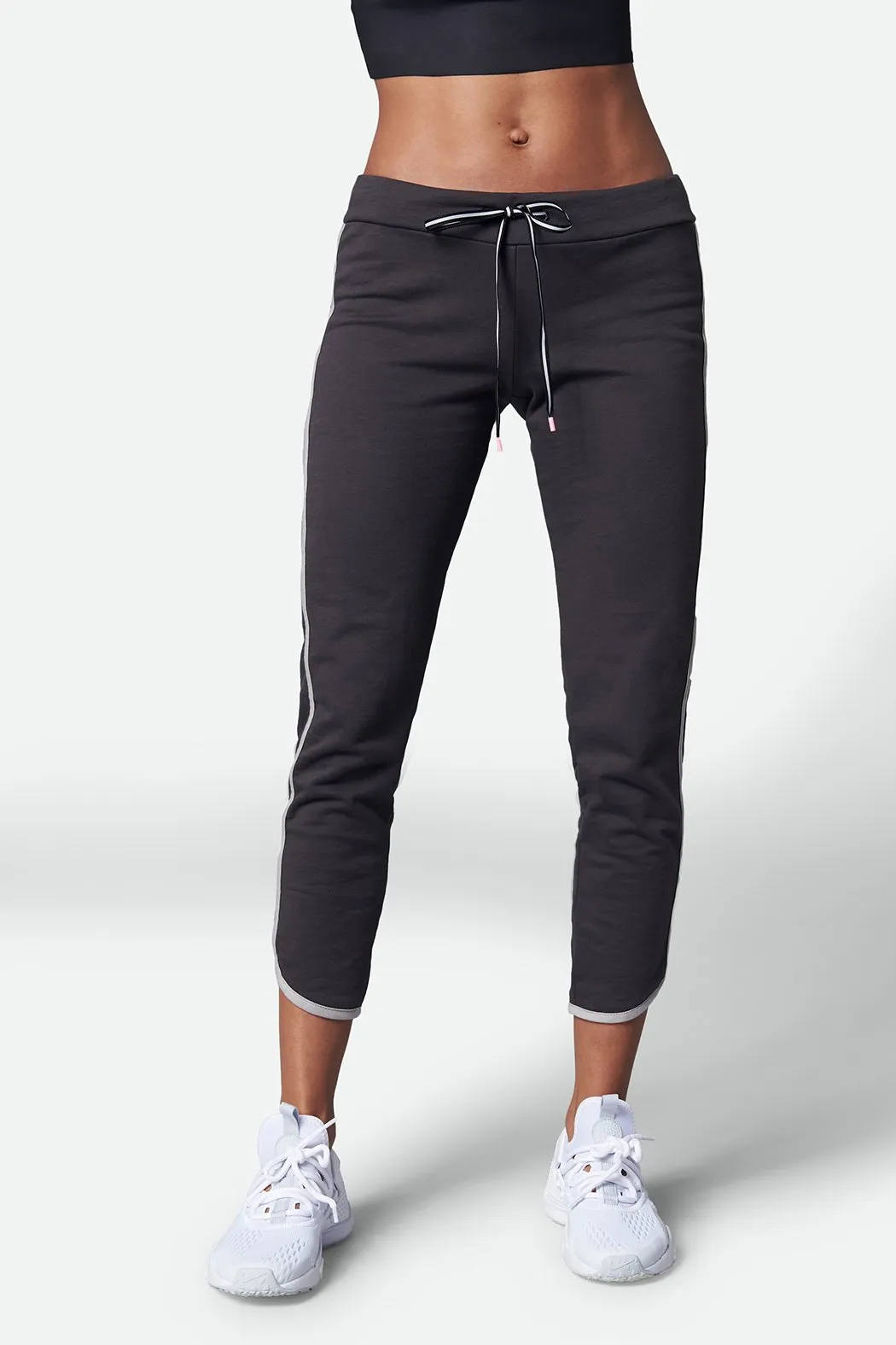 Align Curve Hem Sweatpant