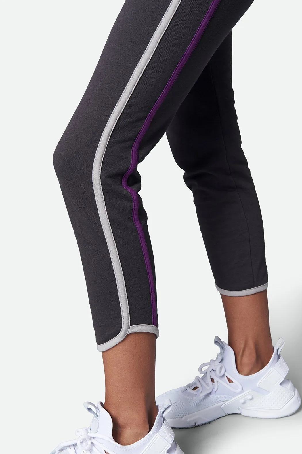 Align Curve Hem Sweatpant