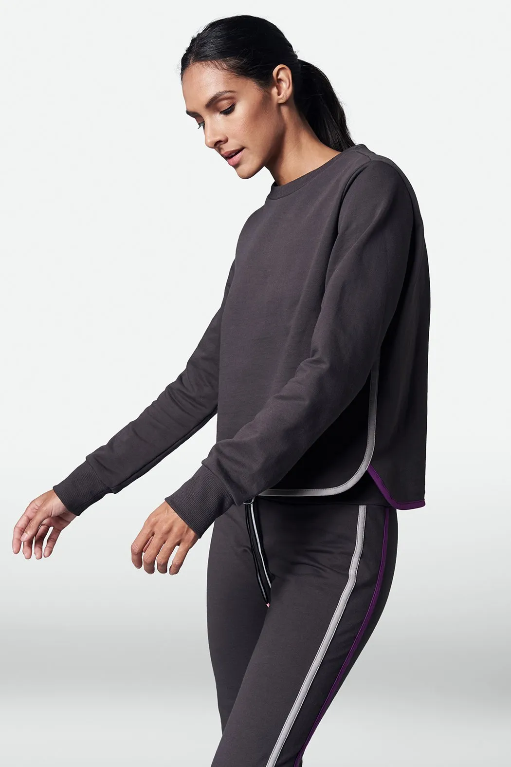 Align Curve Hem Sweatshirt