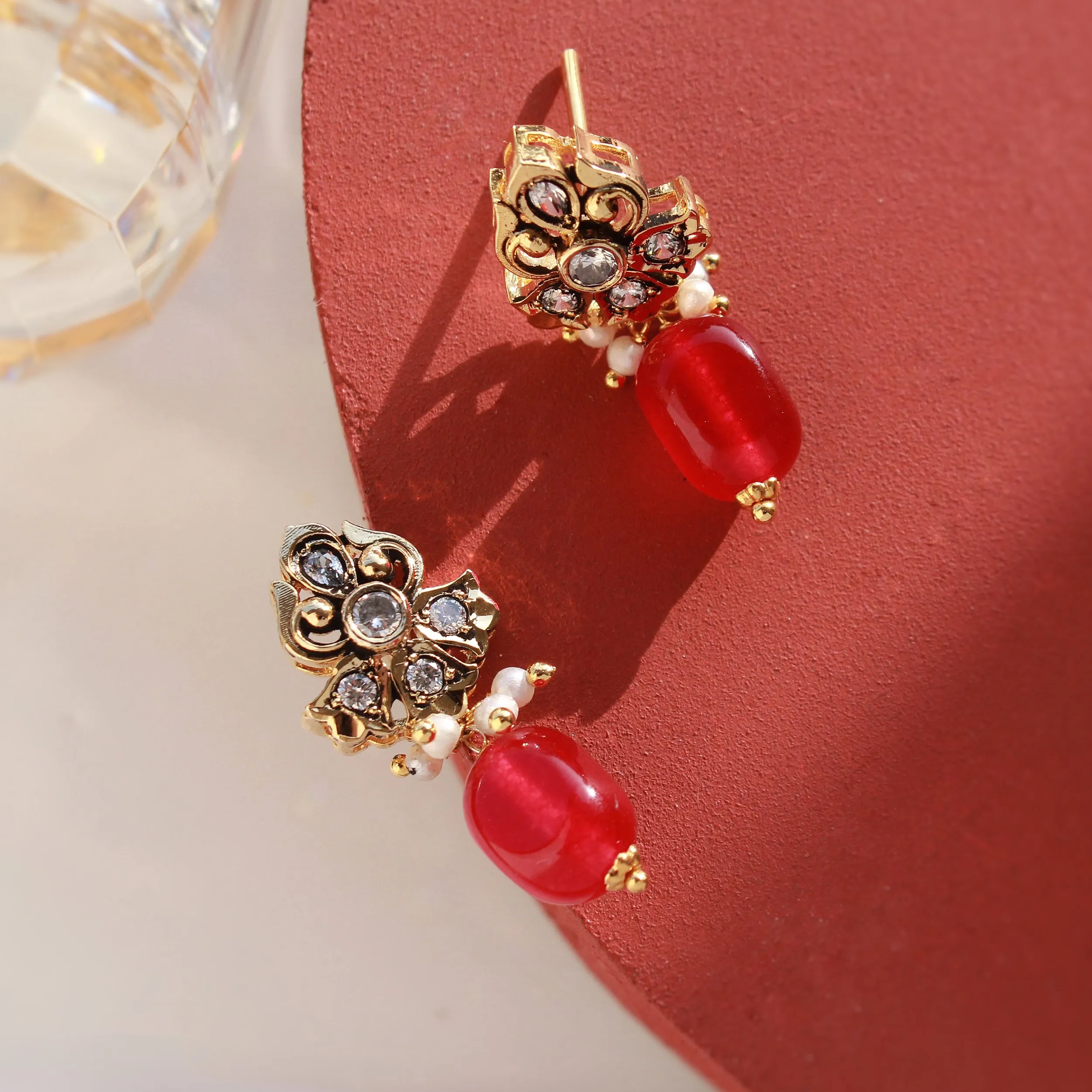 Earrings in Chetum, Pearls and Zircons